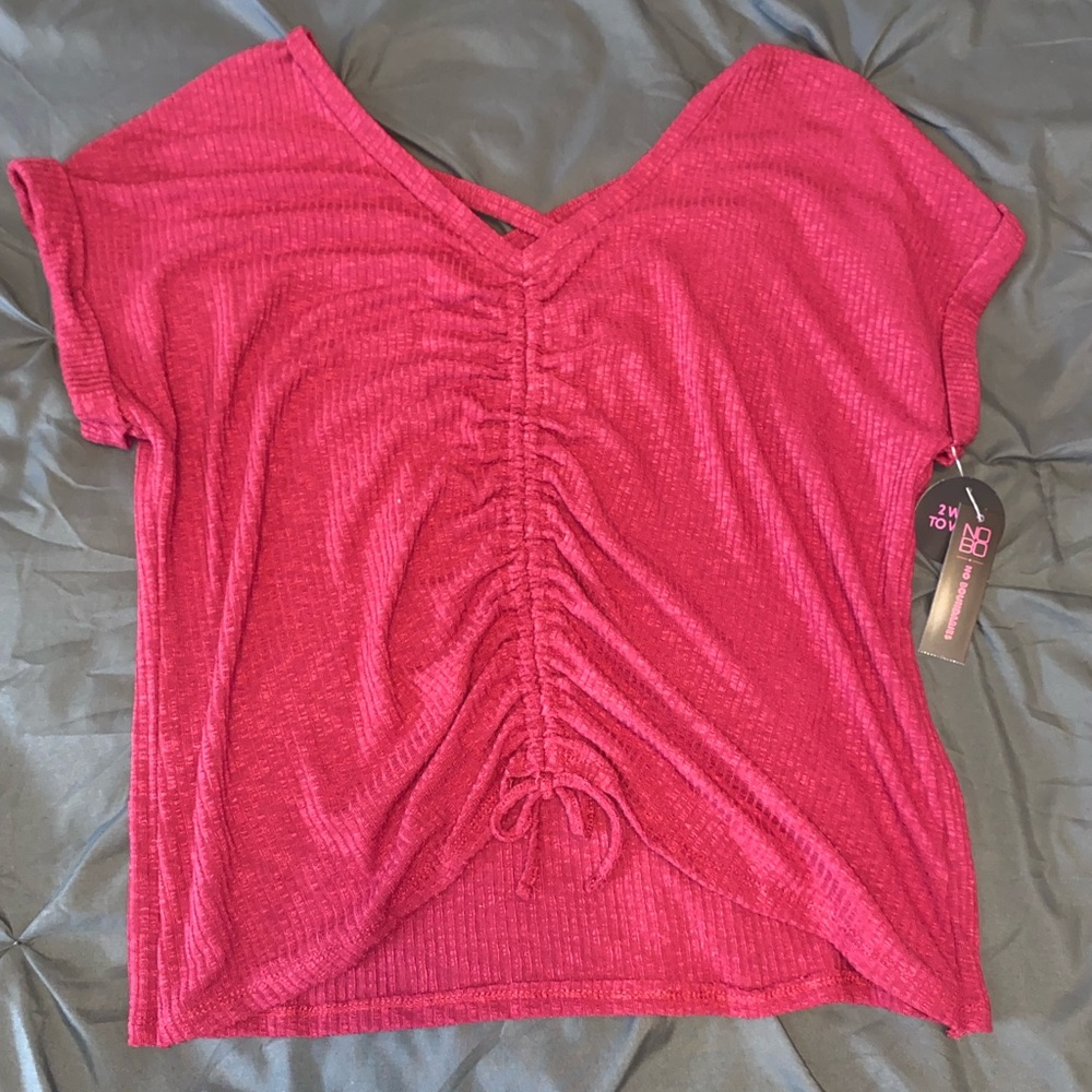 Short sleeve red top